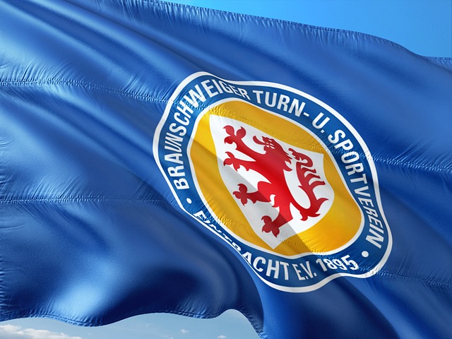 他们却用一 他们却用一